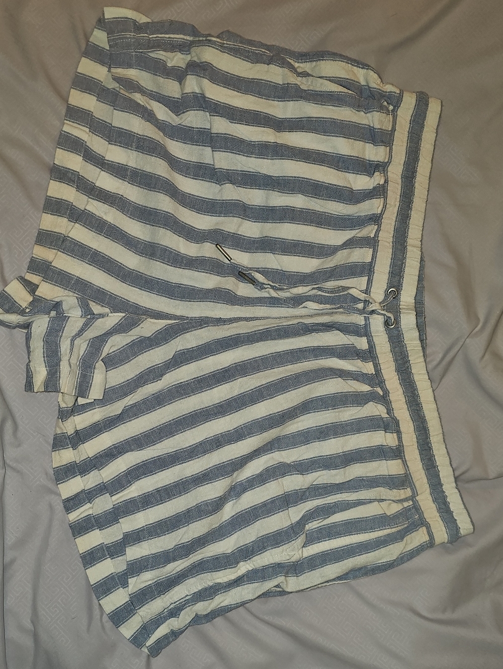 GAP Blue & White Striped Drawstring Women’s Linen-blend Shorts